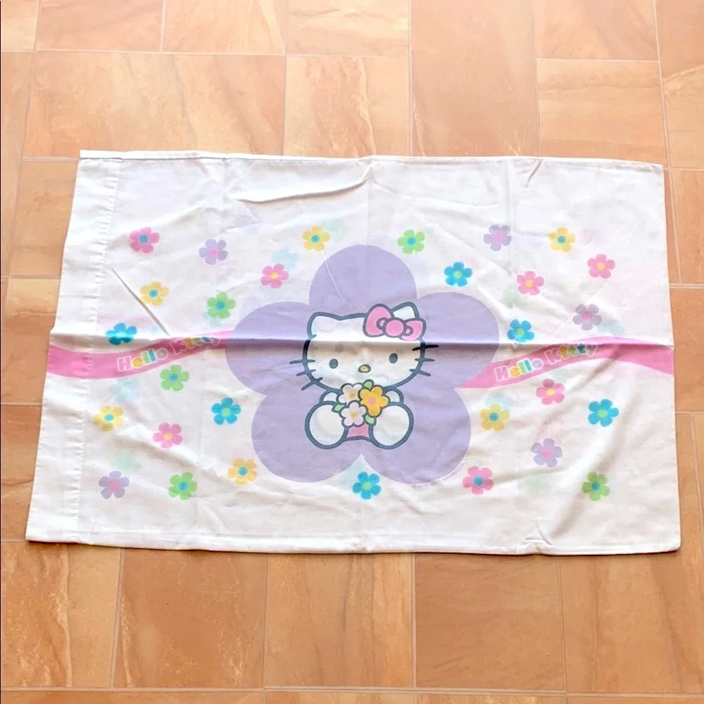 Hello Kitty Sanrio Vintage Girls Cute White Floral Standard Pillowcase Cover
